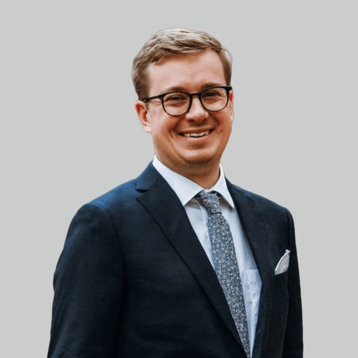 Portrait of Sam Whitmore
